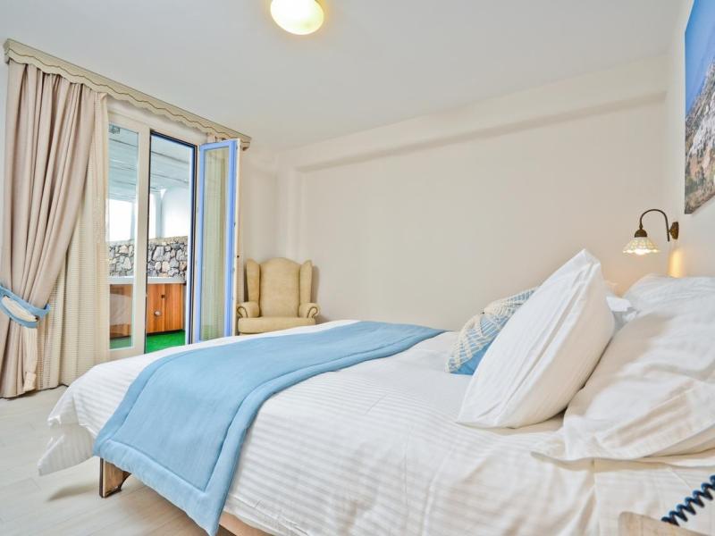 Naxos Island Hotel