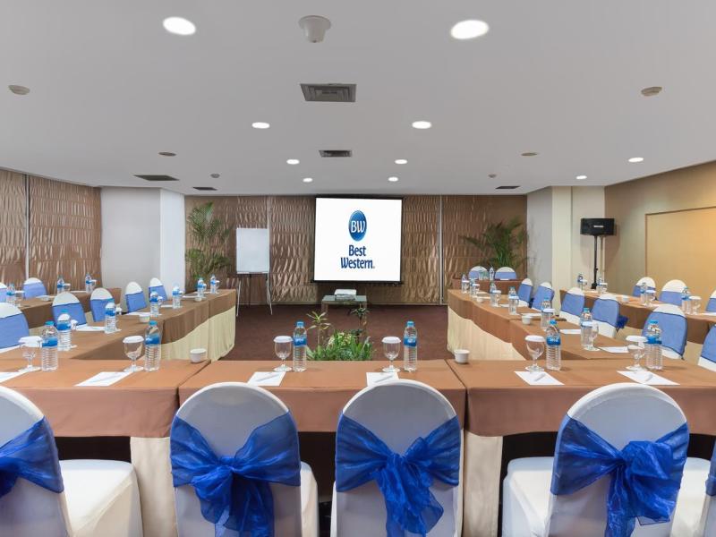 Best Western Mangga Dua Hotel & Residence