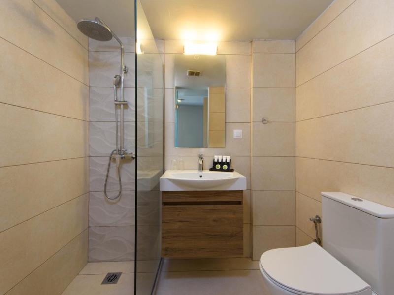 The Royal Grand Hotel