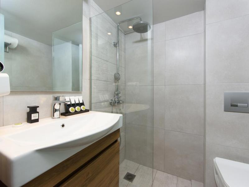 The Royal Grand Hotel