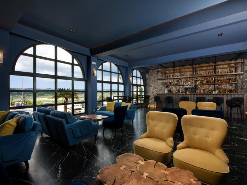 The Royal Grand Hotel