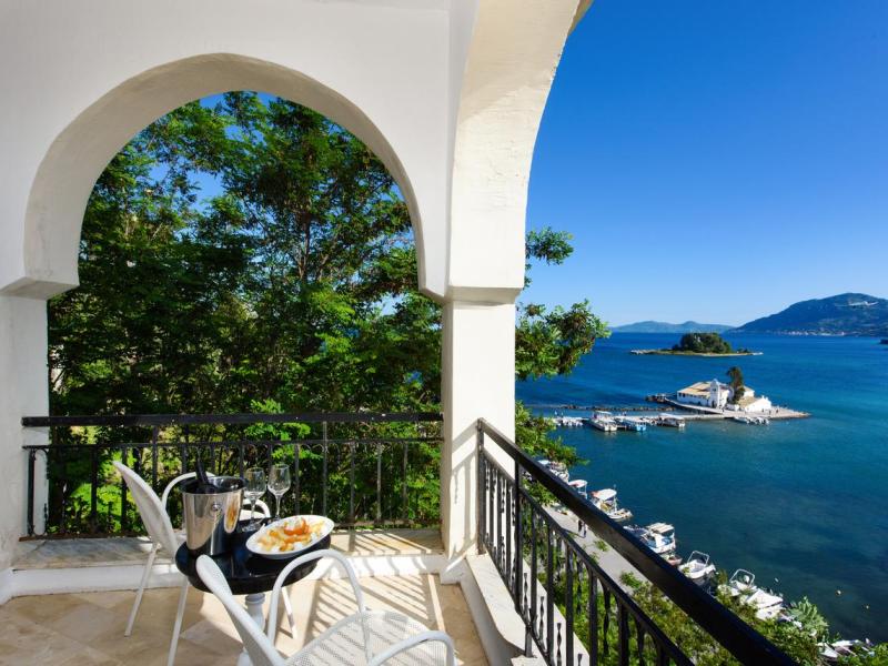 The Royal Grand Hotel