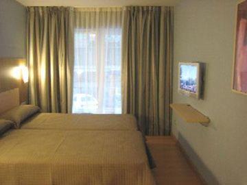 Celuisma Alisas Santander Hotel