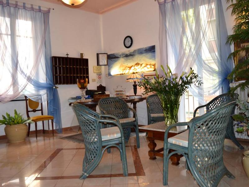 Hotel Experia