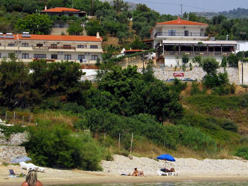 Agorastos Hotel & Taverna