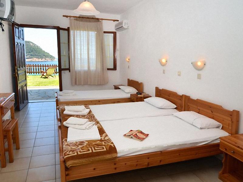 Agorastos Hotel & Taverna
