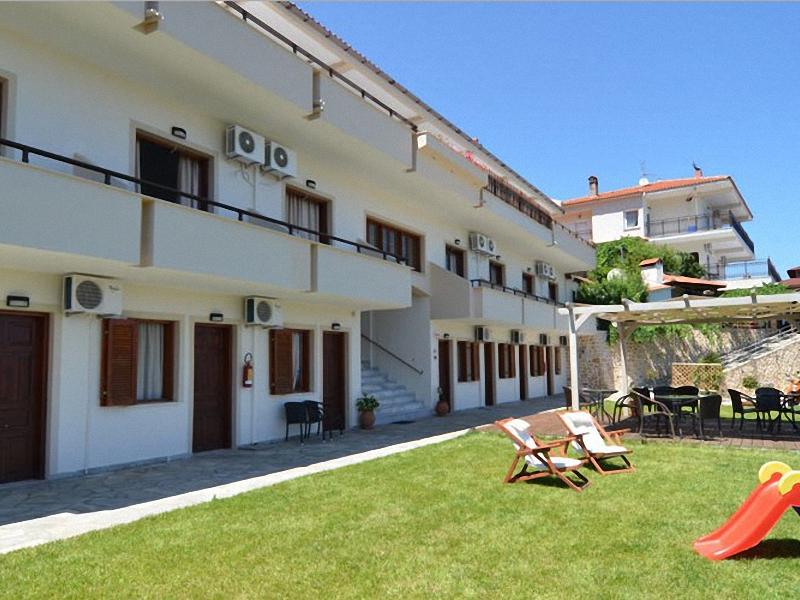 Agorastos Hotel & Taverna