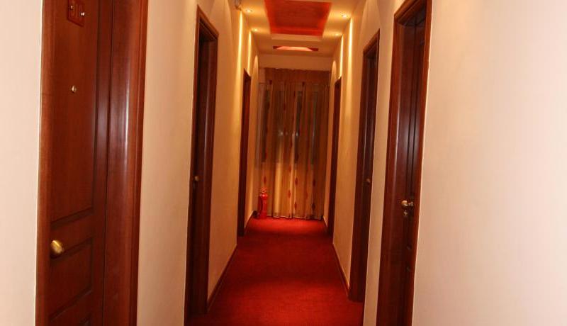 Knossos City Spa Hotel