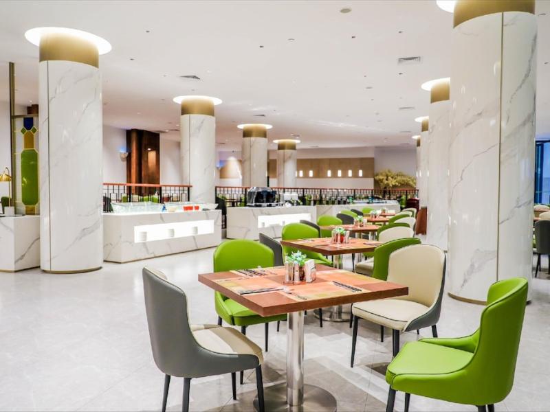 Dong Fang Hotel Guangzhou