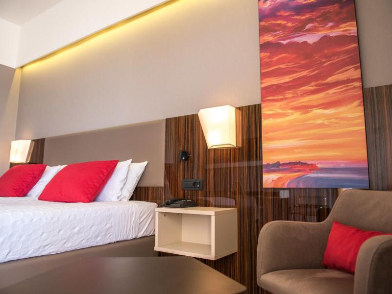 Ramada Plaza Thraki