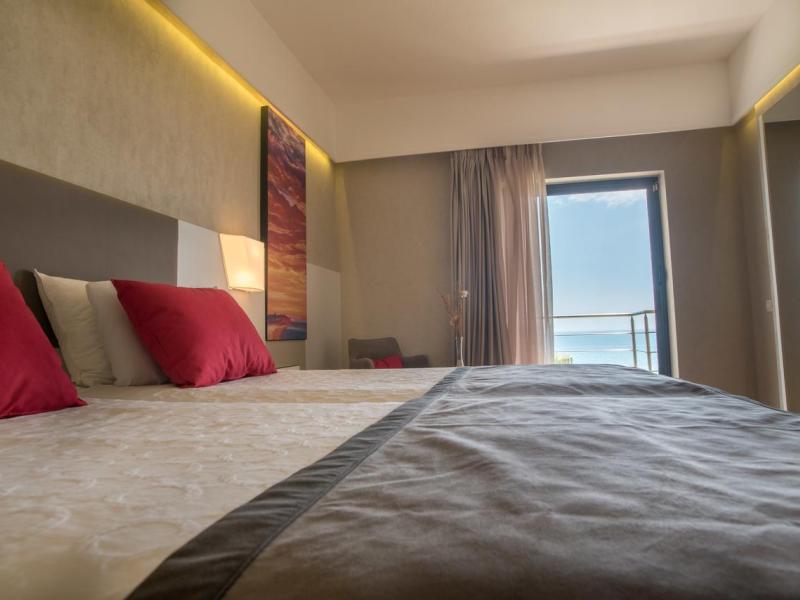 Ramada Plaza Thraki