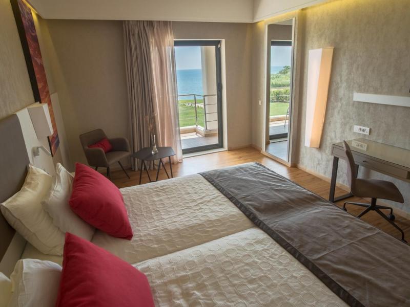 Ramada Plaza Thraki