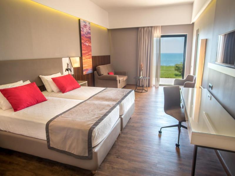Ramada Plaza Thraki