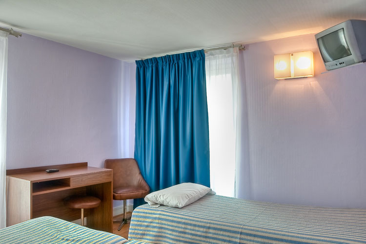Central Hotel
