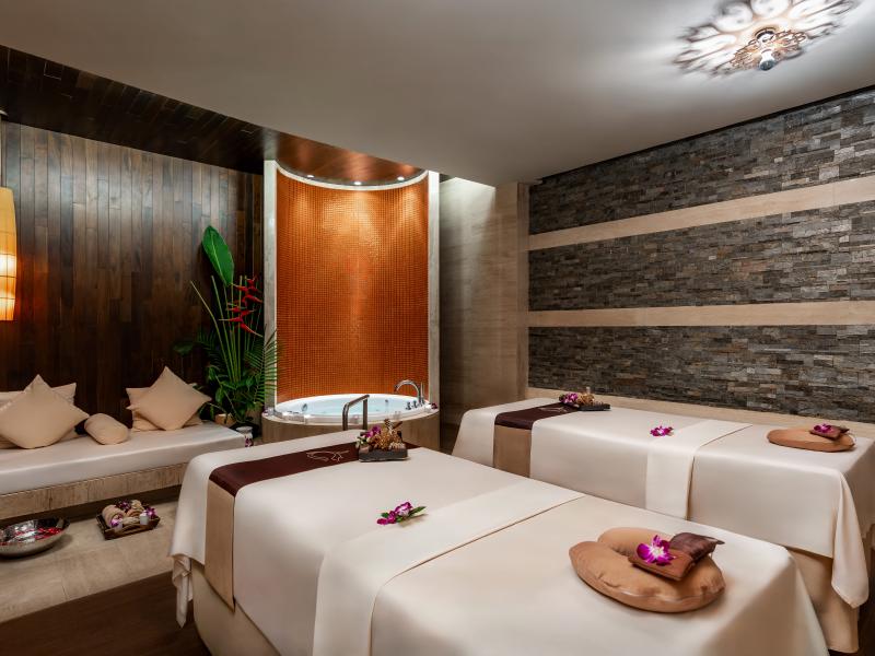 Centara Grand Beach Resort Phuket