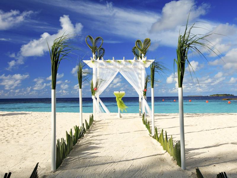 Machchafushi Island Resort & Spa Maldives, The Centara Collection