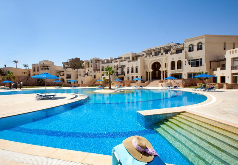 Azzurra Sahl Hasheesh
