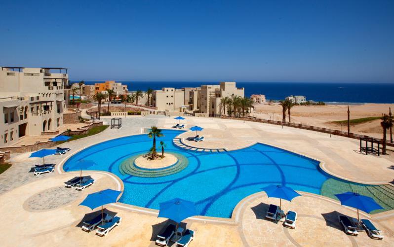 Azzurra Sahl Hasheesh