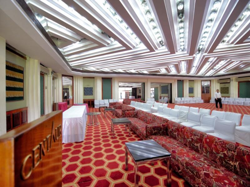 Centaur Hotel IGI Airport