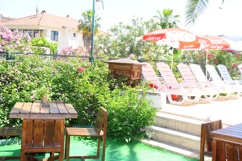 Avisos Hotel & Apartments