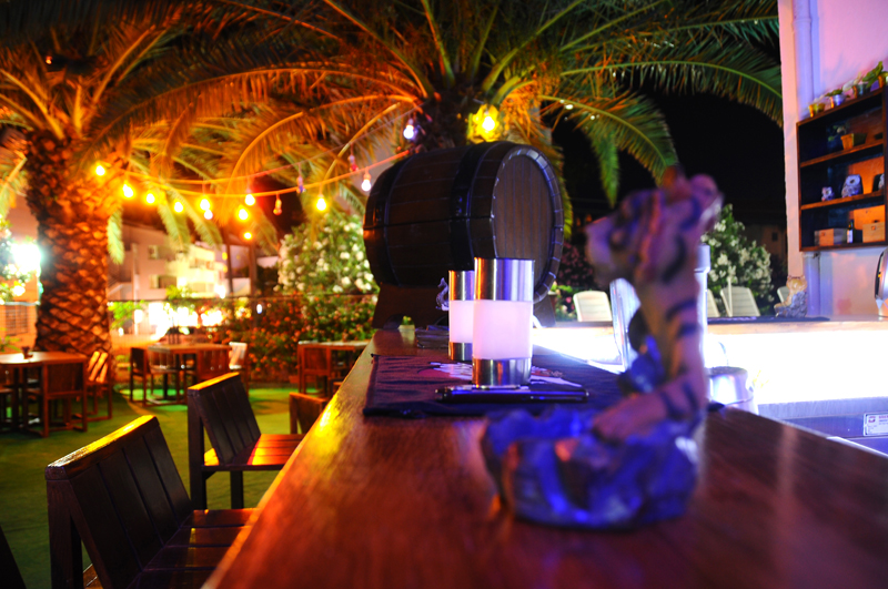 Avisos Hotel & Apartments