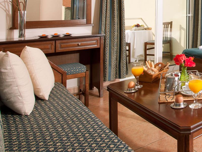 Santa Helena Beach Resort