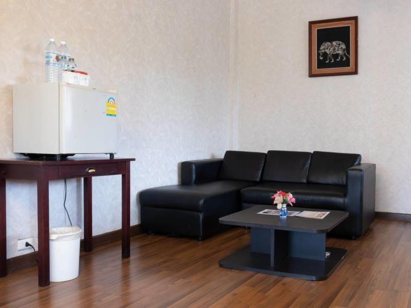 Basaya Beach Hotel & Resort