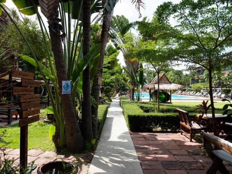 Basaya Beach Hotel & Resort