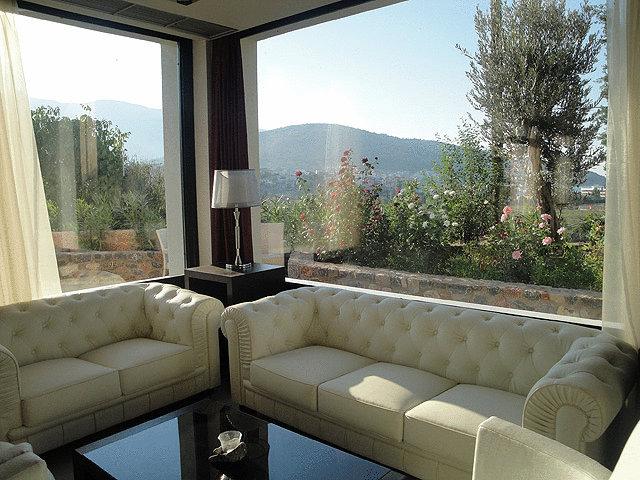Ai Yannis Suites and Apartments Hotel