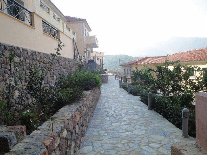 Ai Yannis Suites and Apartments Hotel