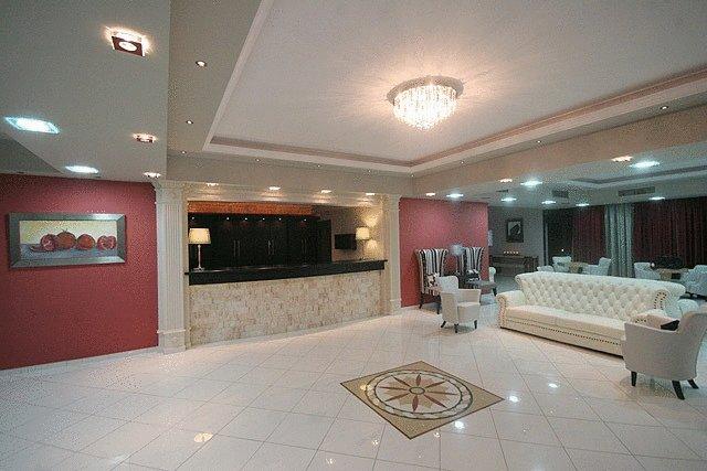 Ai Yannis Suites and Apartments Hotel