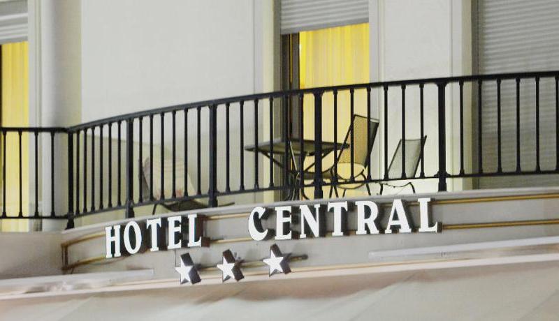 Central Hotel