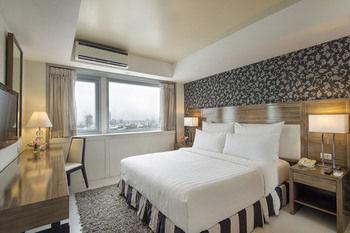 Quest Hotel & Conference Center
