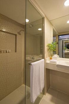 Quest Hotel & Conference Center