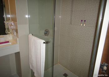 Quest Hotel & Conference Center