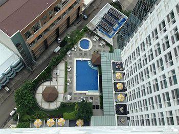 Quest Hotel & Conference Center