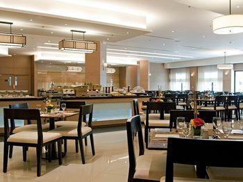 Quest Hotel & Conference Center