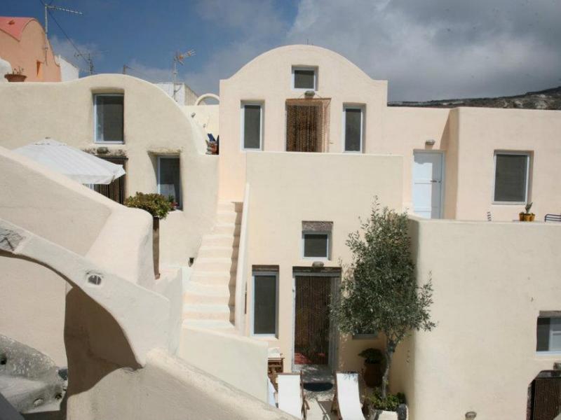 Timedrops Santorini Monumental Houses