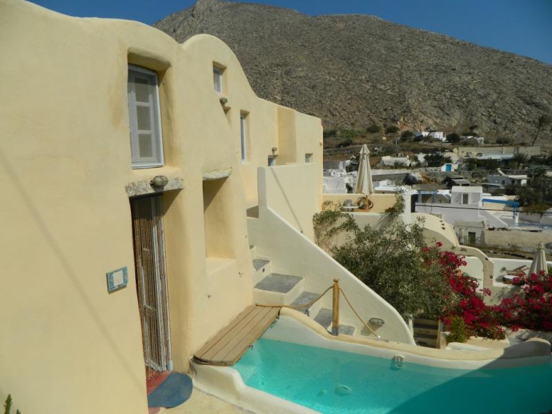 Timedrops Santorini Monumental Houses