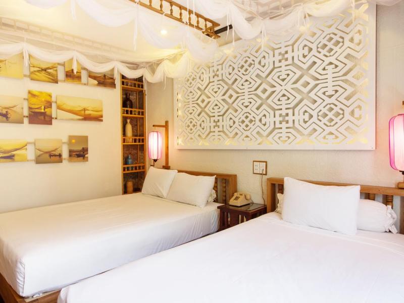 Vinh Hung Library Hotel