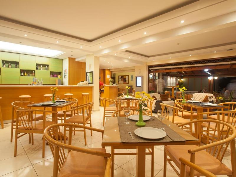 Dimitra Hotel & Apartments