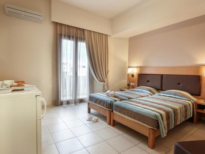 Dimitra Hotel & Apartments