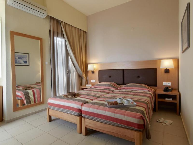 Dimitra Hotel & Apartments
