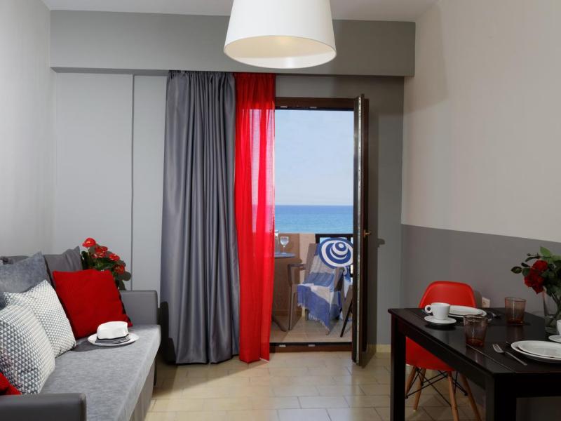 Dimitra Hotel & Apartments