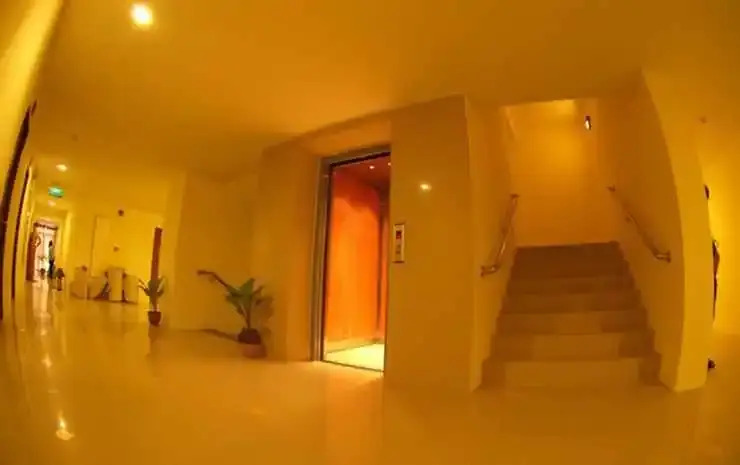 R-Con Residence