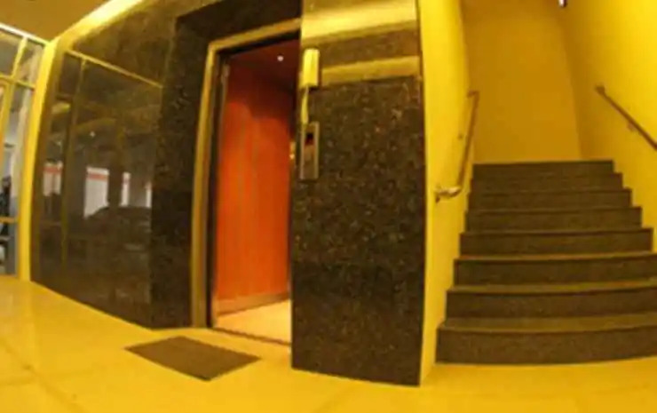 R-Con Residence