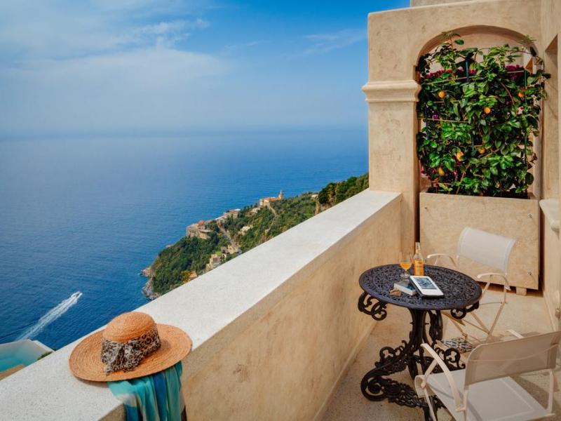 Monastero Santa Rosa Hotel & Spa