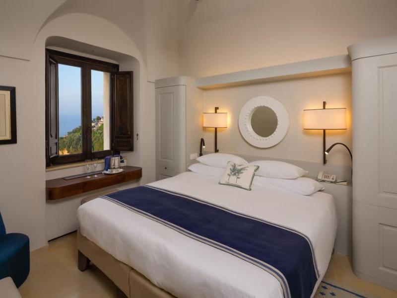 Monastero Santa Rosa Hotel & Spa