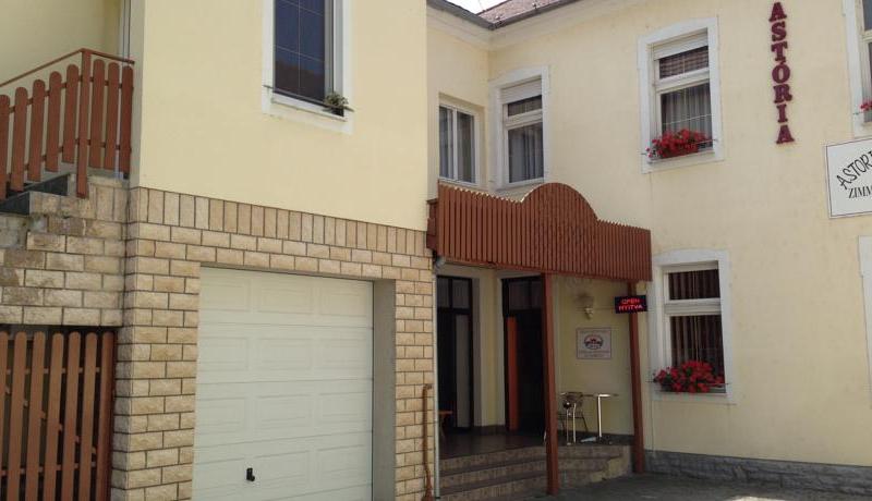 Astoria Heviz Panzio