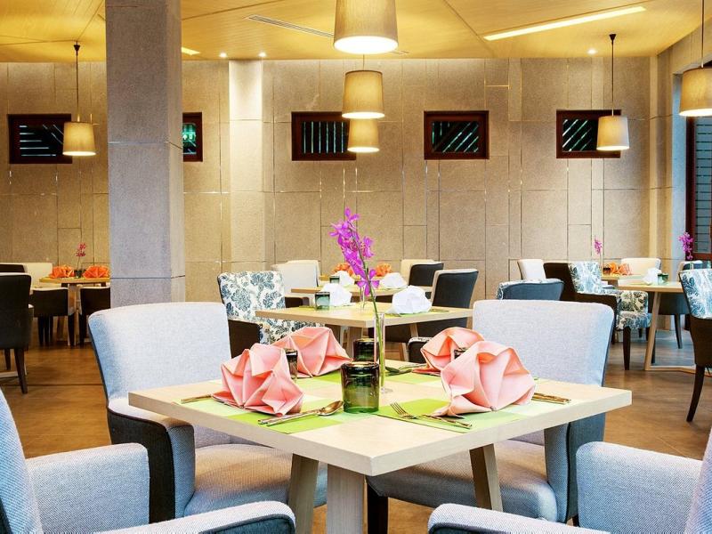 Graceland Khaolak Beach Resort